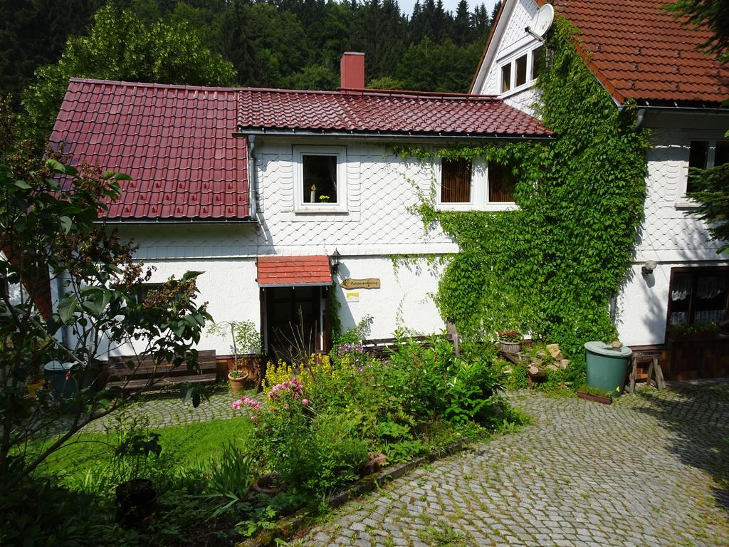 Ferienwohnung Bauer Alter Hammer Schmiedefeld am Rennsteig Exterior foto